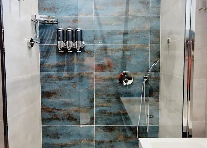 Terrazza Enjoy 勒托阳尼